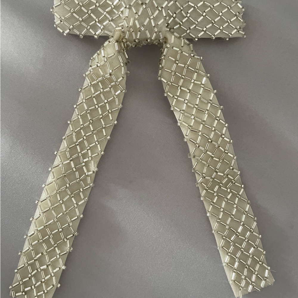 Beaded Bow Hair Clip